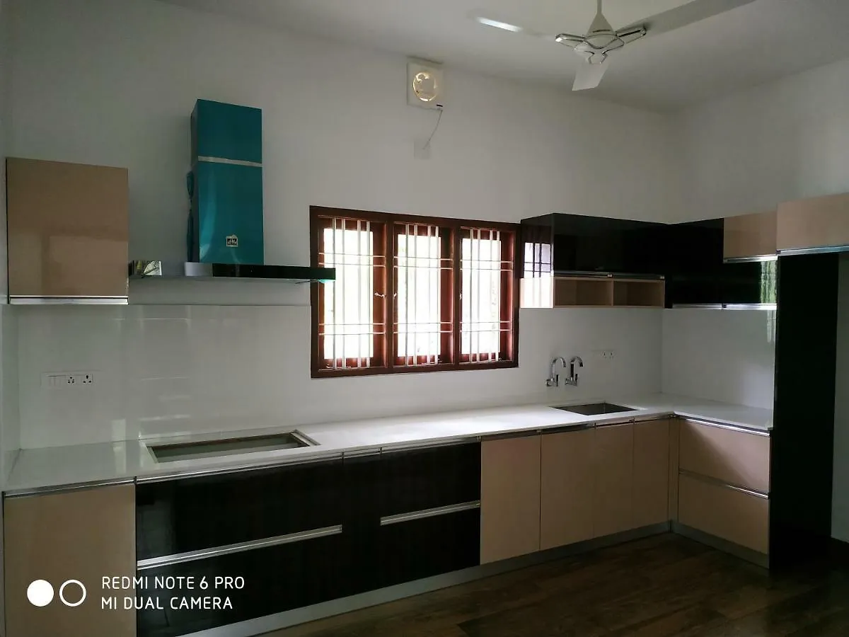 Oman House Apartamento Kochi